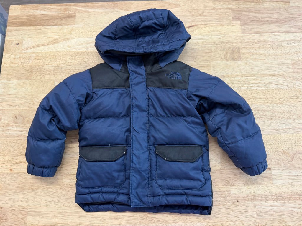 The North Face Down-Filled Jacket – 2 | Navy & Black Goose Down Polyester Shell - Nest and Sprout-Consignment