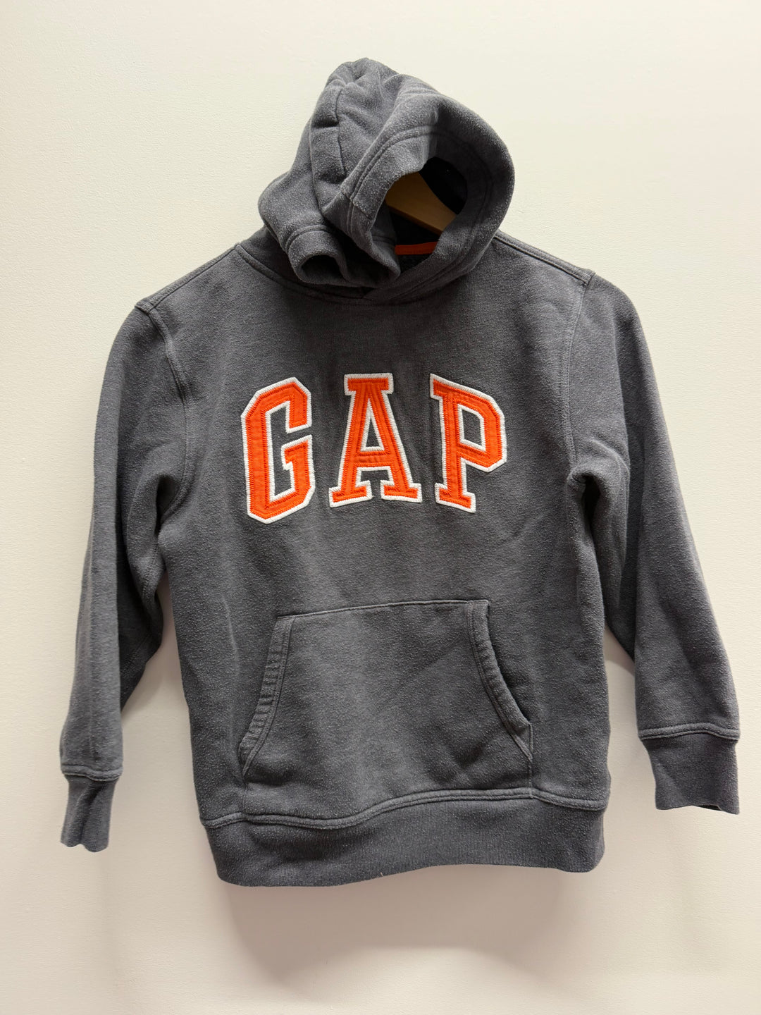 Gap Kids Charcoal Hoodie – L | Orange Lettering | Play