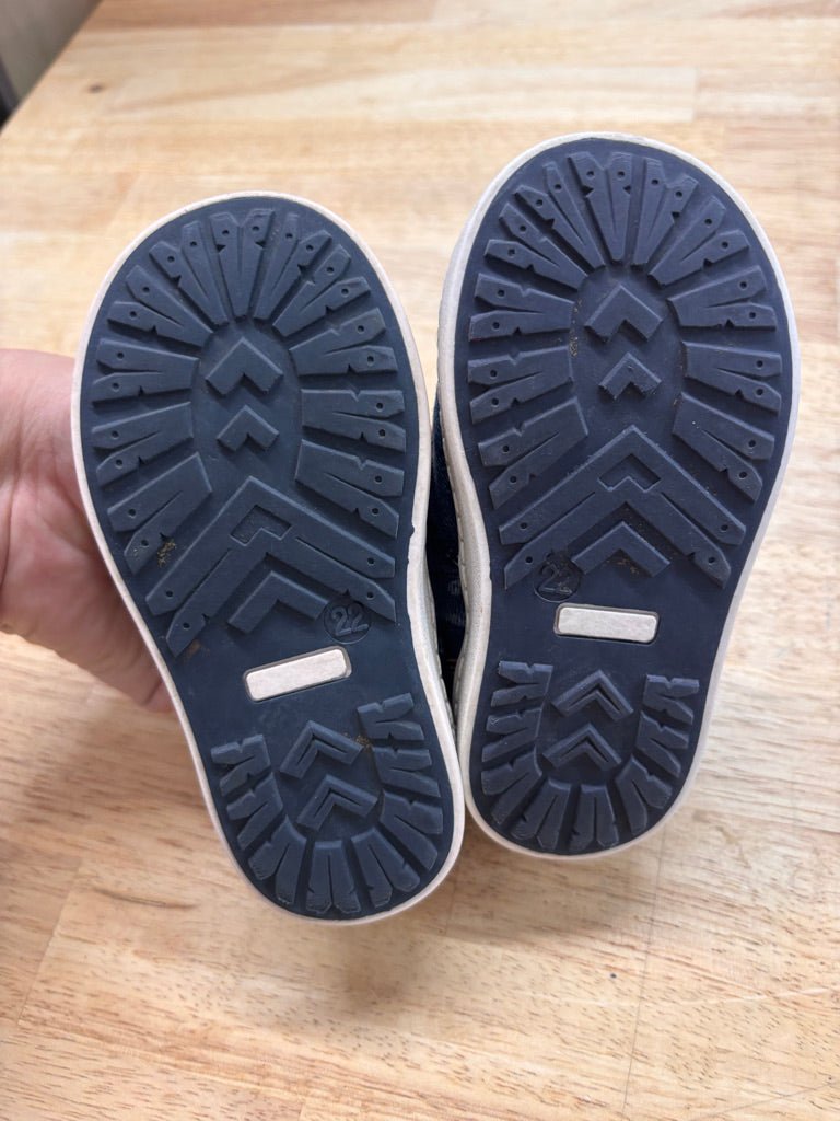Caicadao Guimaraes Sneakers Size 22 – Faux Denim - Nest and Sprout - Consignment