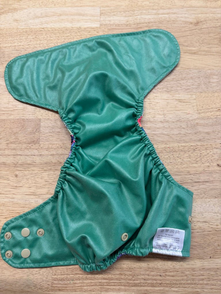 Floral Diaper Cover – One Size | Green Exterior | Play - Nest and Sprout - Consignment