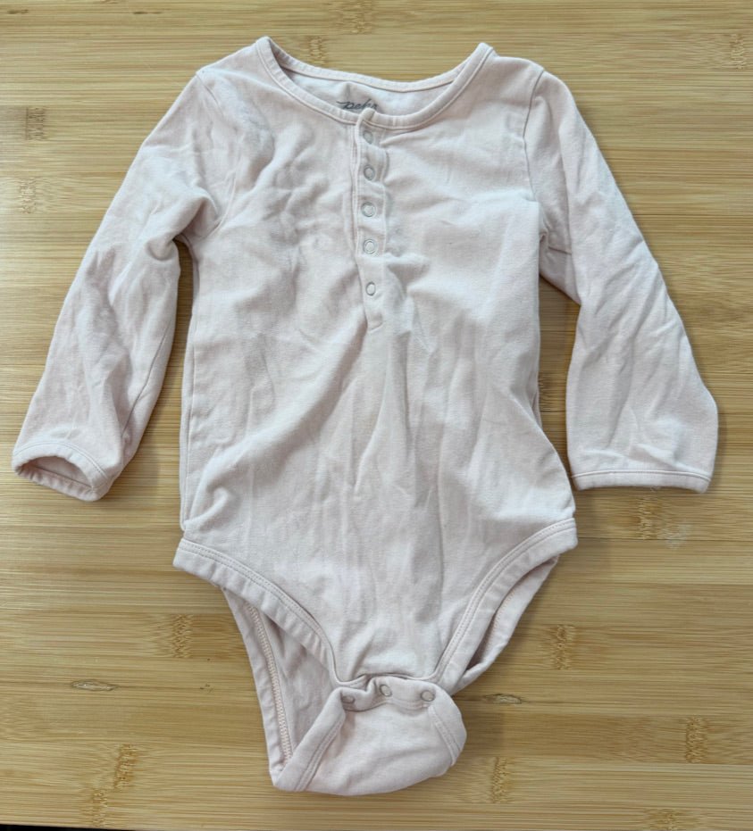 Pehr Long Sleeve Bodysuit – 12–18M | Peach Snap-Up Quarter Length - Nest and Sprout-Consignment