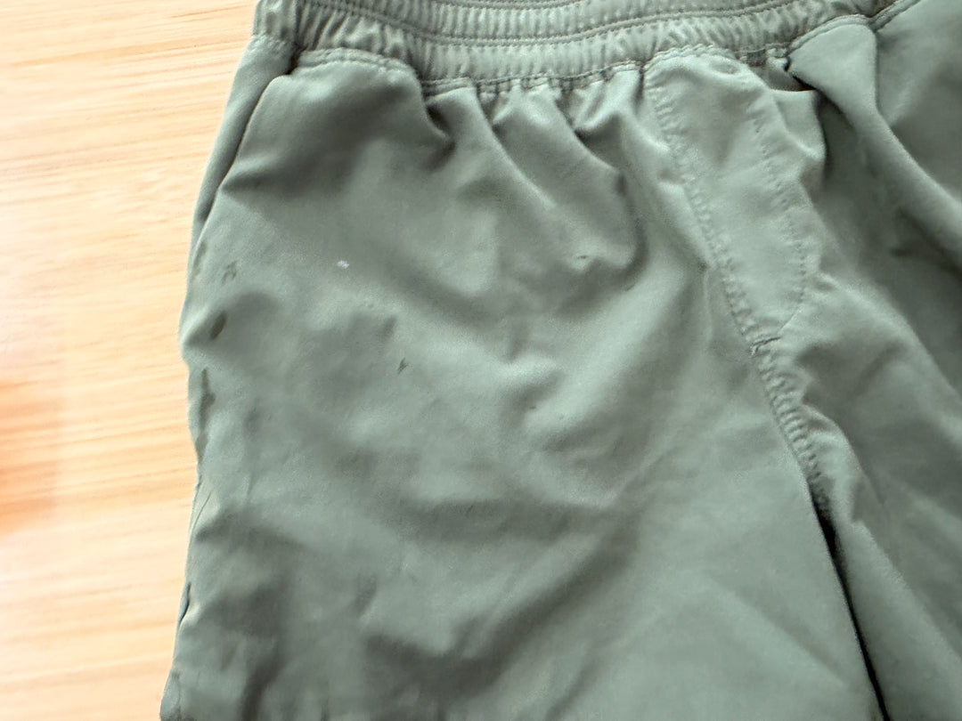 Old Navy Active Shorts – 10–12 | Green | Play