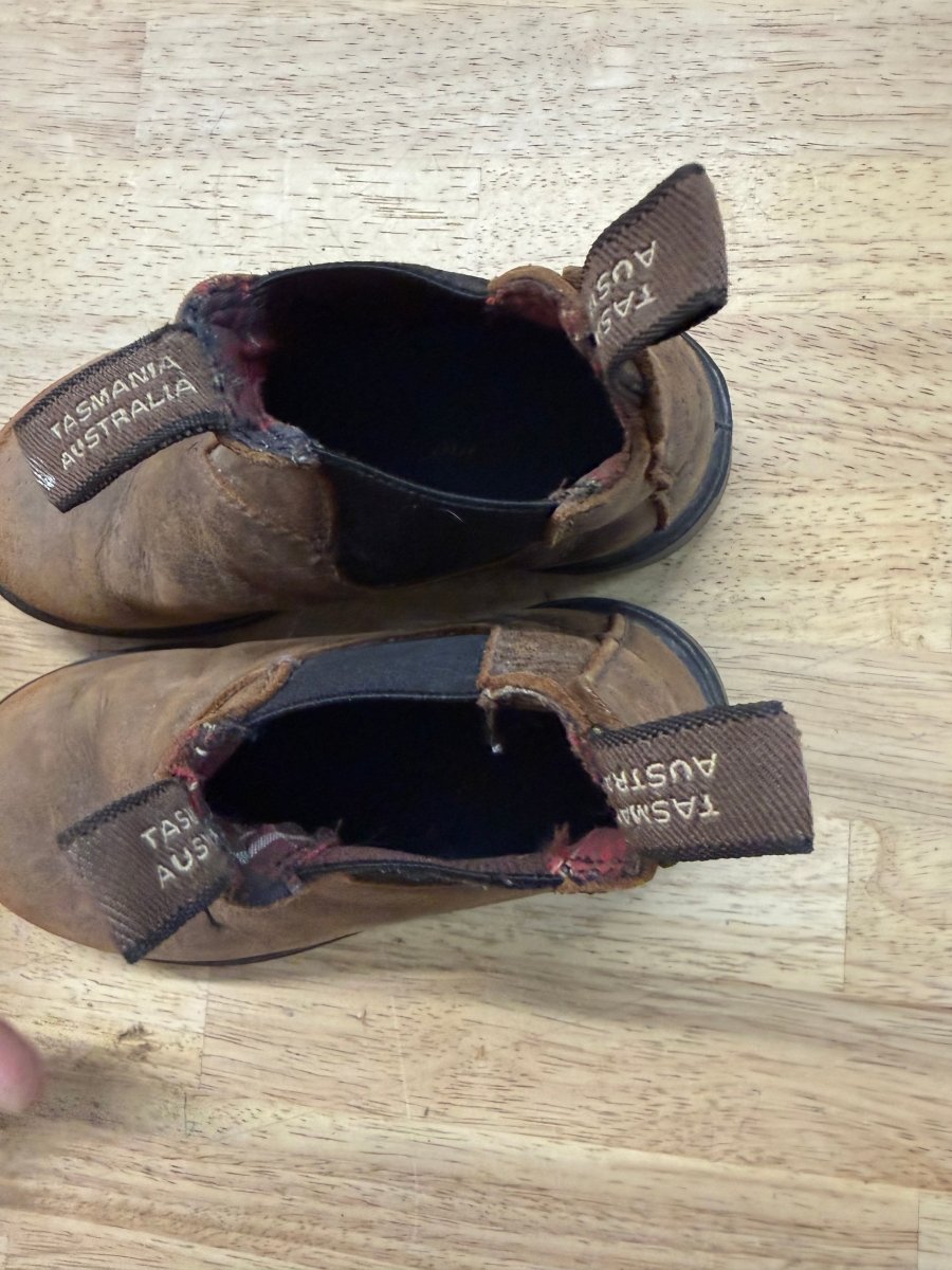 Blundstone Boots – 6 - Nest and Sprout-Consignment