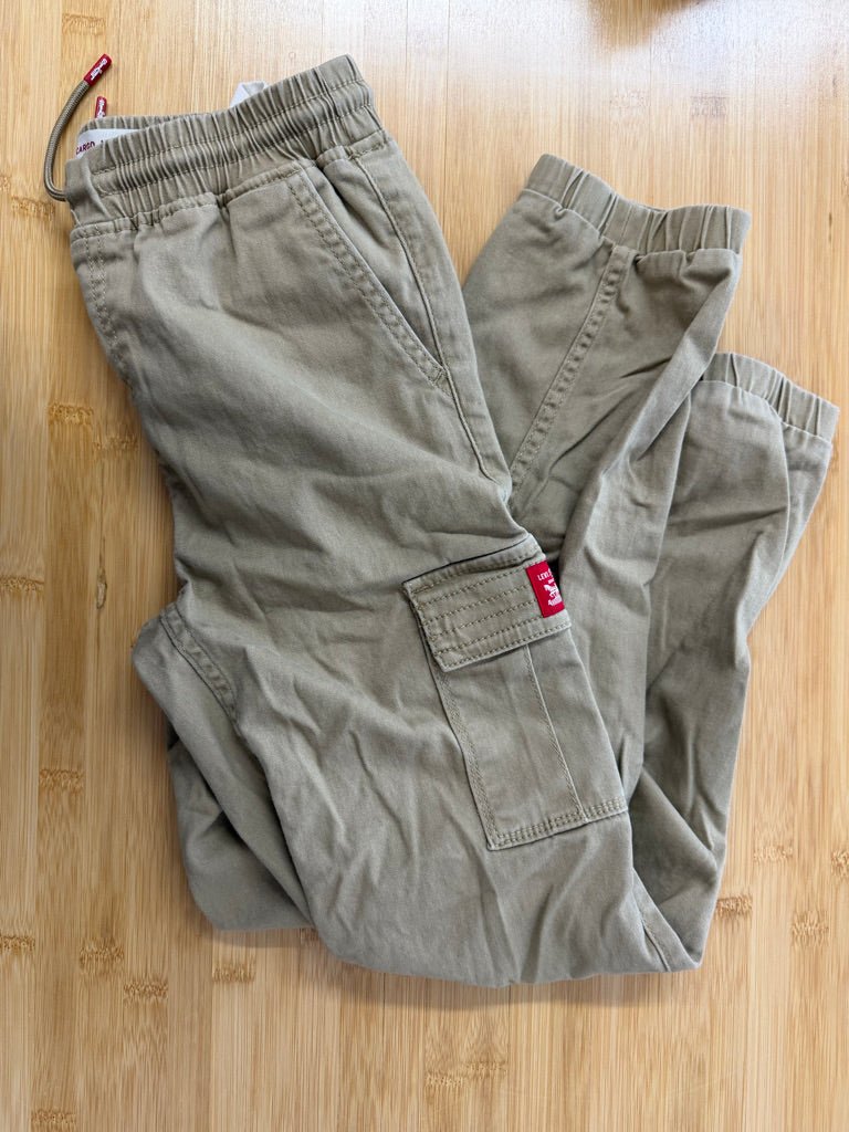 Levi's Cargo Joggers – 12 | Like New - Nest and Sprout - Consignment