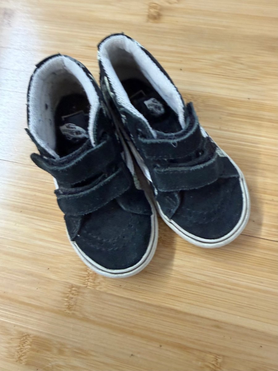 Vans High-Top Sneakers – 8 | Black Sea Creatures Velcro - Nest and Sprout-Consignment