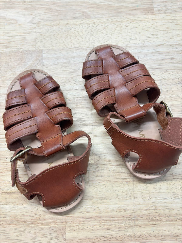 Old Navy Strappy Sandals | Size 7