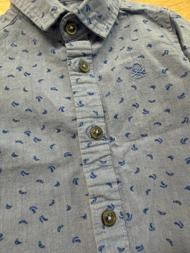 United Colors of Benetton button up shirt – 1Y (12M) | Blue Allover Pattern 100% Cotton - Nest and Sprout-Consignment