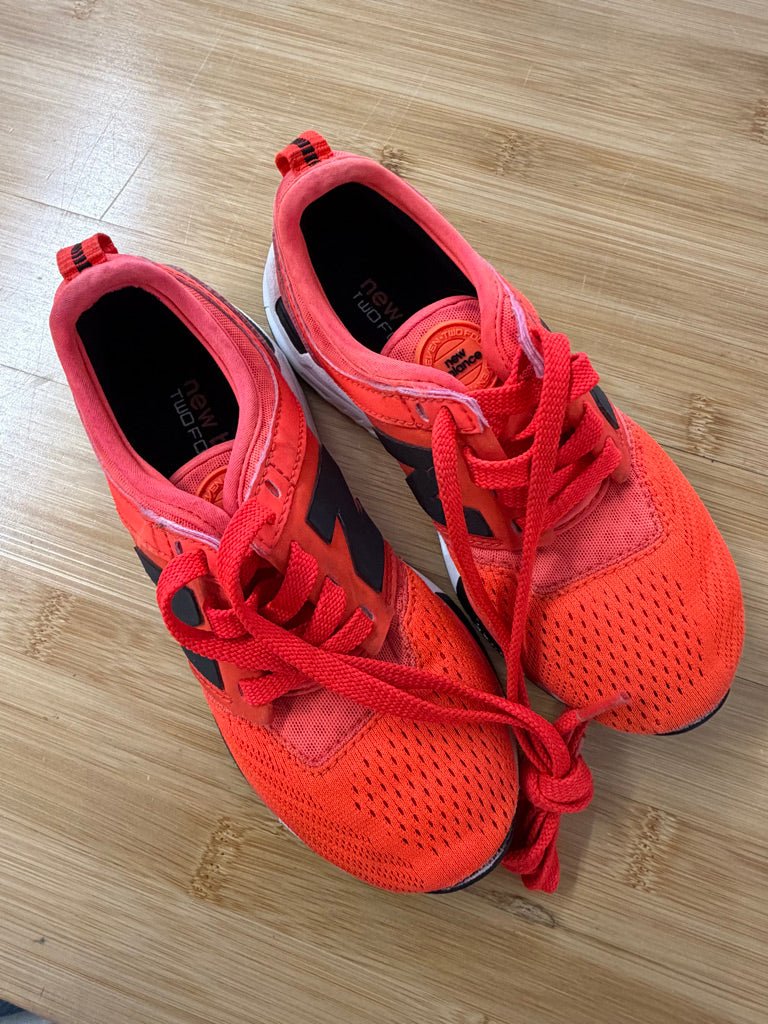 New Balance Runner – 12 | Neon Orange | Laces - Nest and Sprout-Consignment
