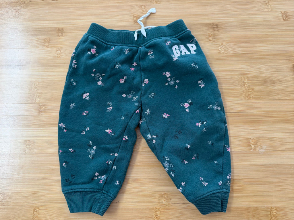 Gap Floral Allover Joggers – 12–18M | Green Itsy Floral
