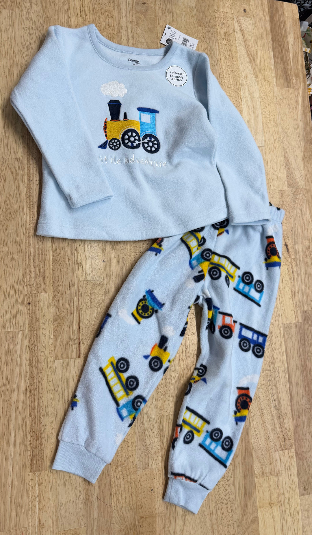 George Sweatshirt and Pants Set – 3T | Little Train Graphic