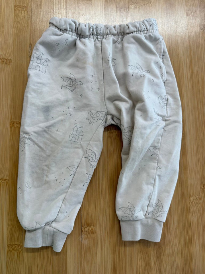 Quincy Mae Jogger Pants – 12–18M | Cream Dragon Castle Print | Play - Nest and Sprout-Consignment