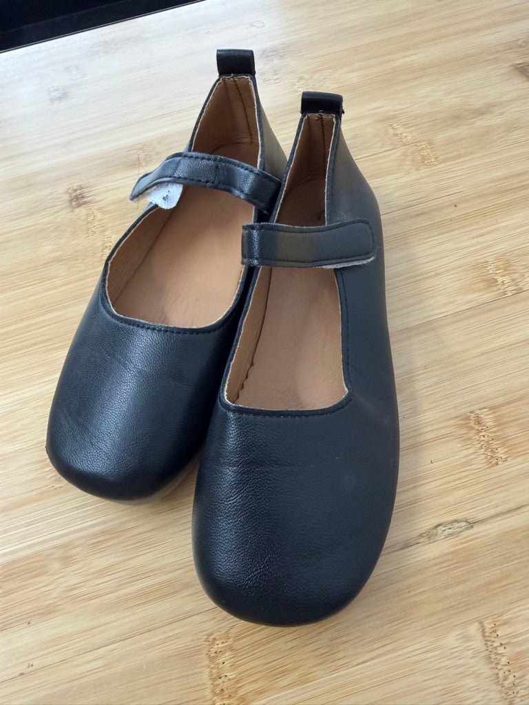 Mary Jane Ballet Flats – EU 34 (US 3) | Black | Play - Nest and Sprout-Consignment