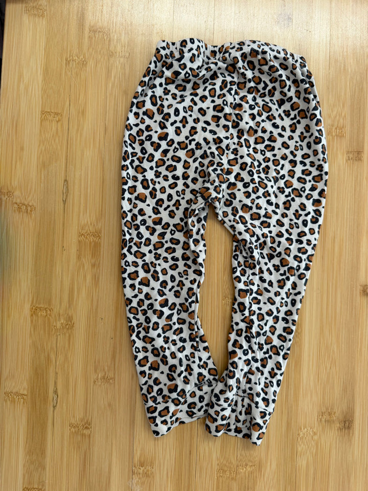 Little & Lively Leopard Leggings –18-24 | Cream Backdrop | Play