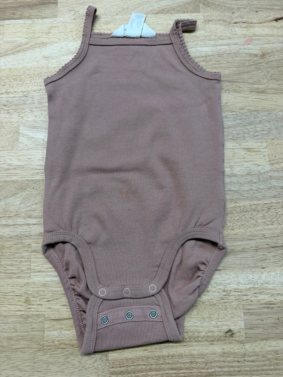 H&amp;M Adorables Ribbed Tank Top – 2T | Brown - Nest and Sprout-Consignment