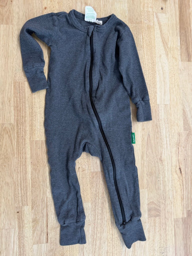 Parade Organics Romper – 18–24M | Charcoal - Nest and Sprout - Consignment