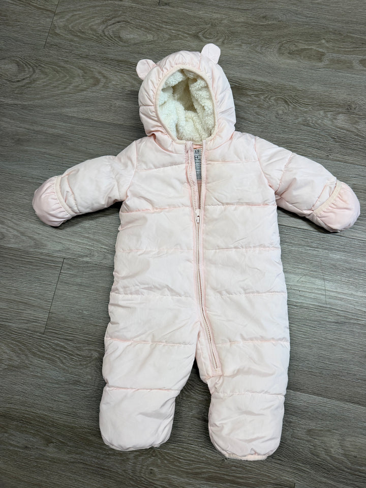 Gap Insulated Snowsuit – 3–6M | Light Pink Fold-Over Hands & Feet | Play