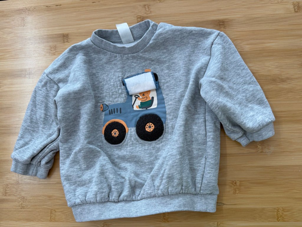 H&M Sweatshirt – 12–18M | Grey Tractor Graphic | Play - Nest and Sprout-Consignment