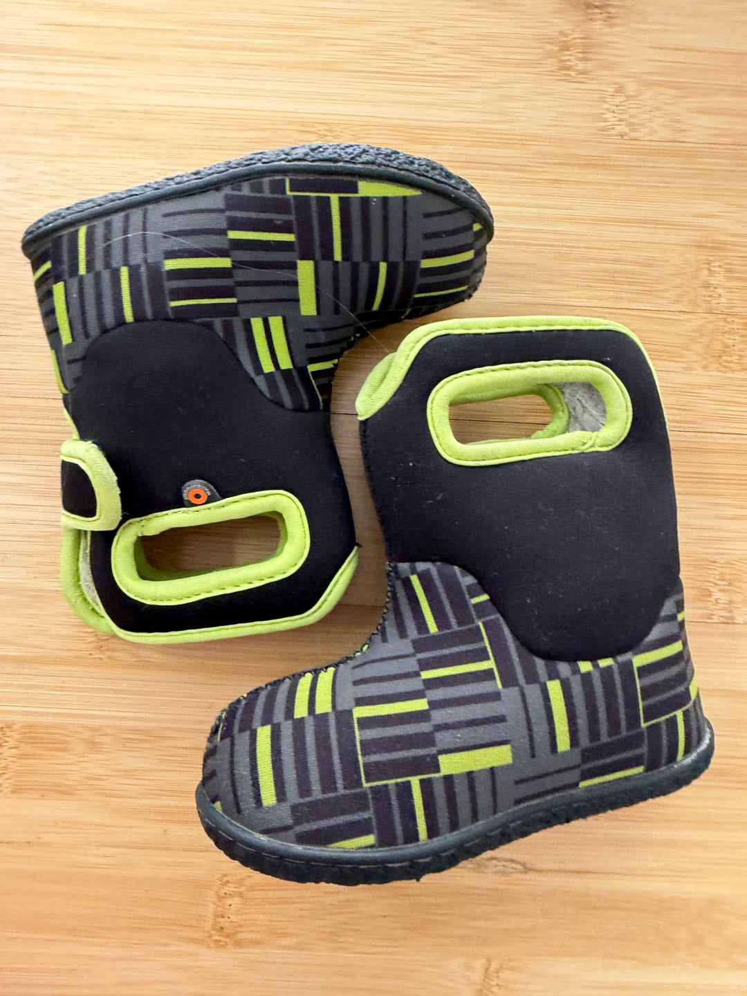 Bogs Winter Boot – 6 | Neon Green and Grey Print | Waterproof | -10 Rated