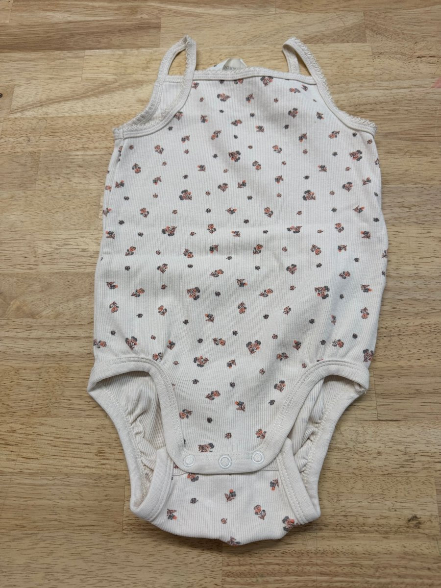 H&M Adorables Tank Top Bodysuit – 2t | Cream | Ditsy Floral - Nest and Sprout-Consignment
