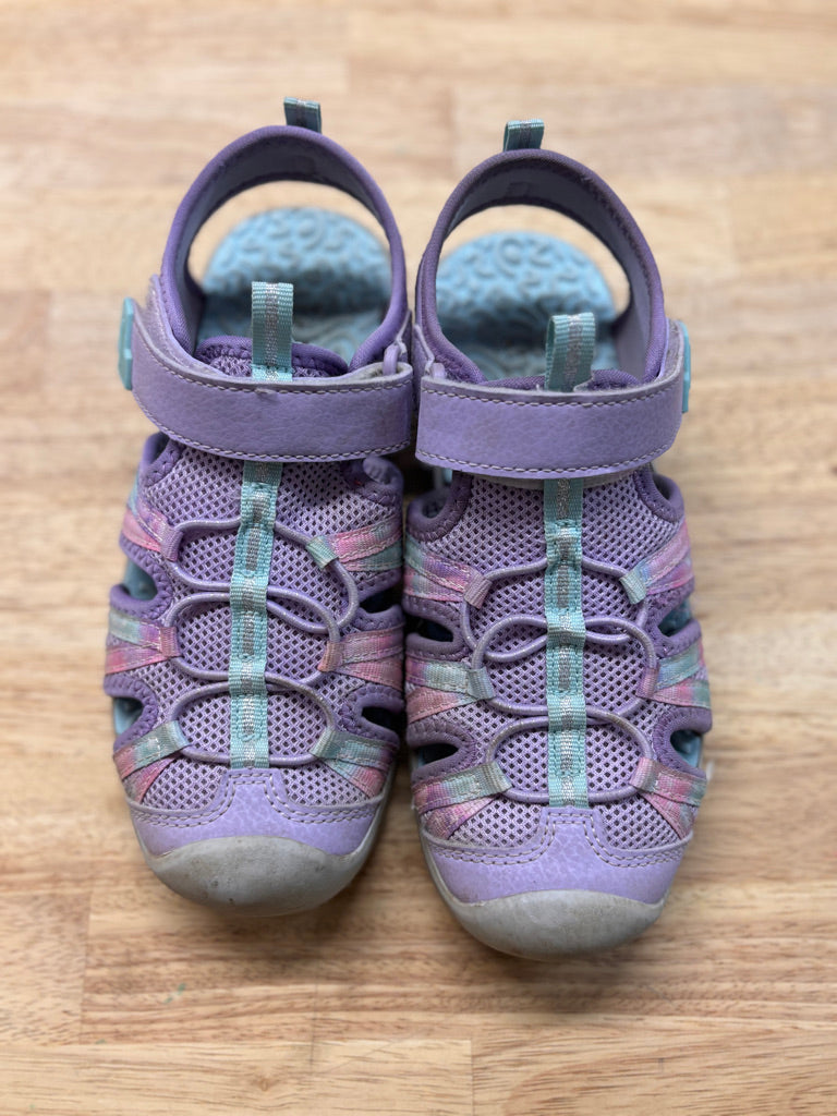 Closed-Toe Sandals – Size 2 Youth