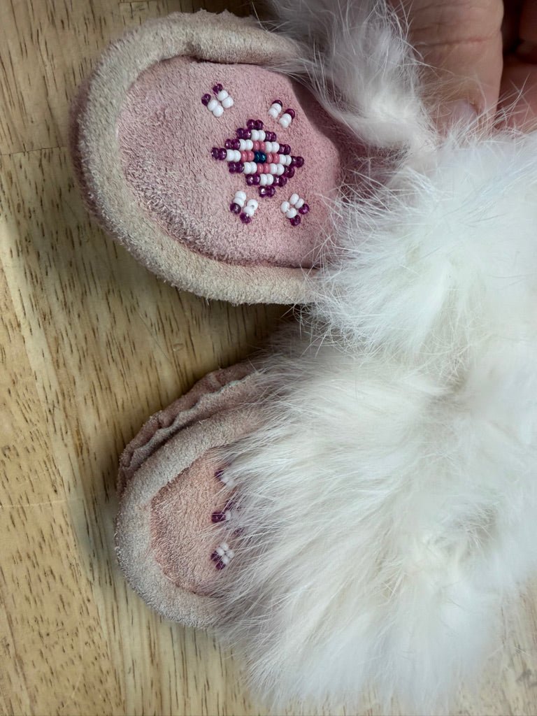 Pink Leather Moccasin – 12-18 Months | Bead Work and Fur Edging - Nest and Sprout-Consignment