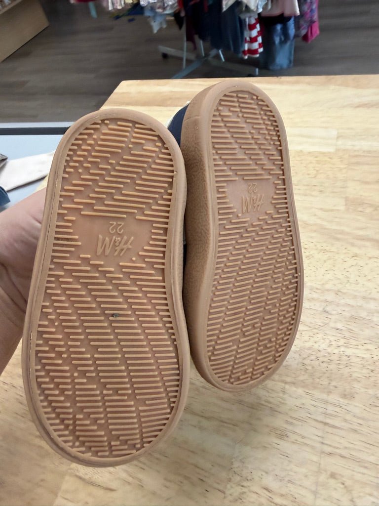 H&amp;M Sneakers – Size 22 | Navy &amp; Cream Velcro