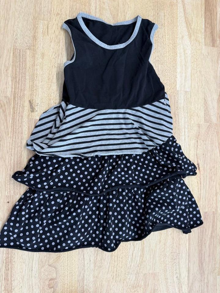 Peekaboo Beans Layered Sleeveless Dress – 6 | Black & Grey Print Bodice - Nest and Sprout-Consignment