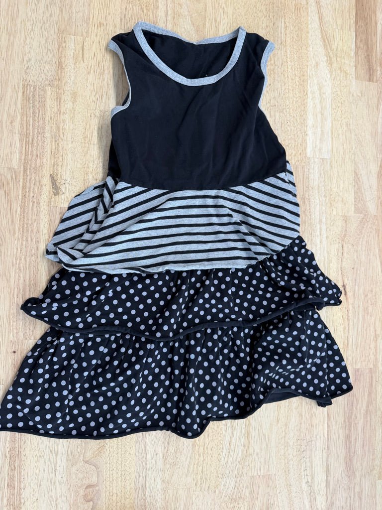 Peekaboo Beans Layered Sleeveless Dress – 6 | Black & Grey Print Bodice - Nest and Sprout-Consignment