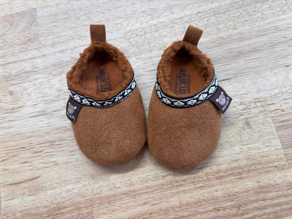 Mukluks Slippers – Size 1 (Newborn)
