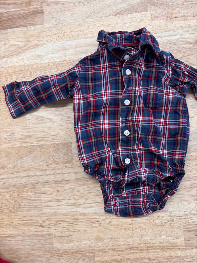 Carter’s 3-Piece Set – 3 Months Blue, Green, Red