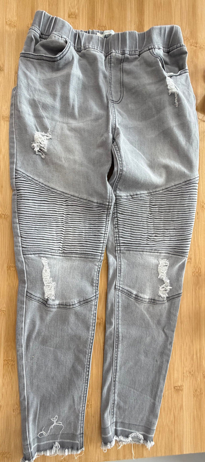 Gracie &amp; Lace Maternity Skinny Jeans – L | Light Grey Denim | Ripped Style