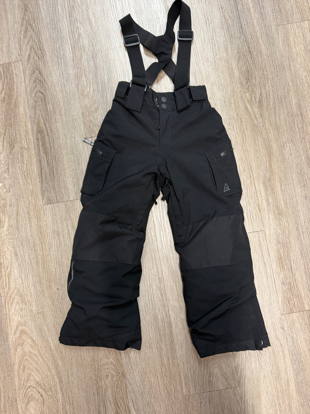 Ripzone 8K Snow Pants Black with Suspenders | Size XS