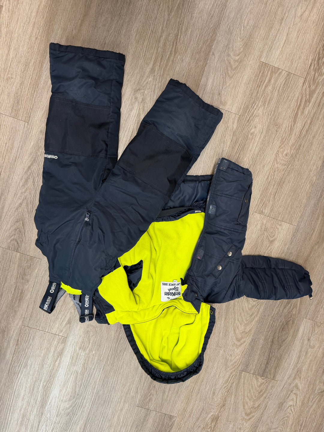 OshKosh Two-Piece Snowsuit Set – 4T | Navy Puffer Jacket & Snow Pants