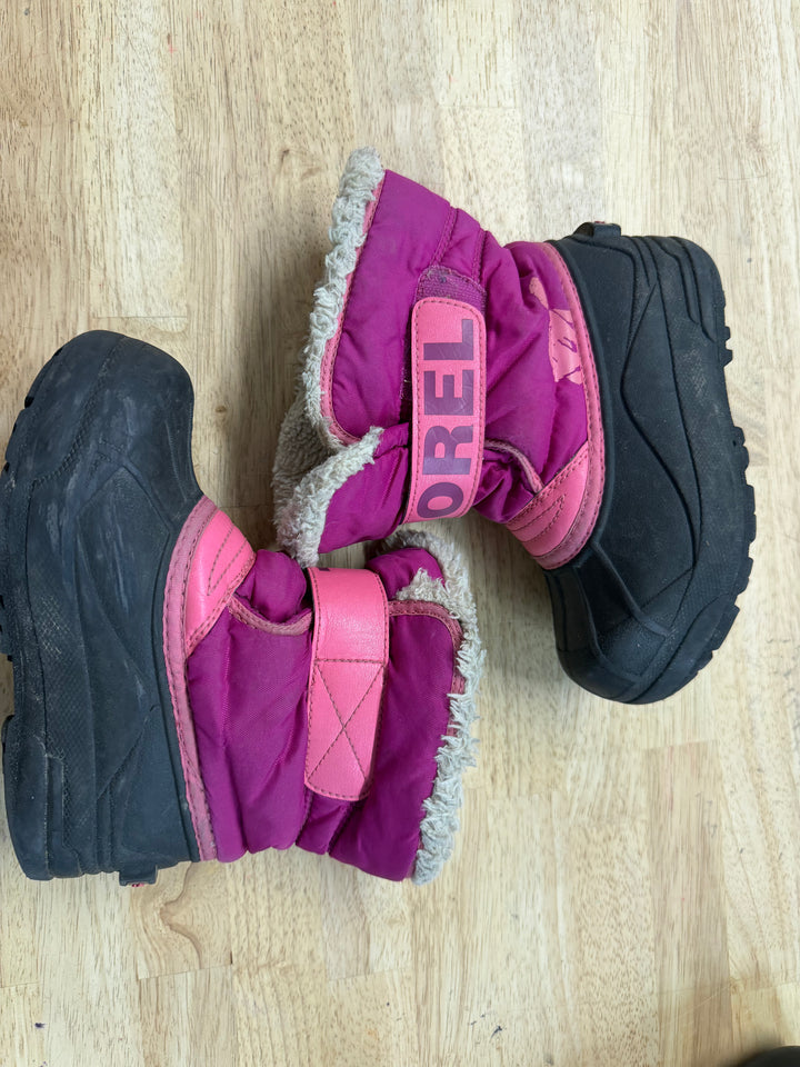 Sorel Fuchsia Boots | Size 12