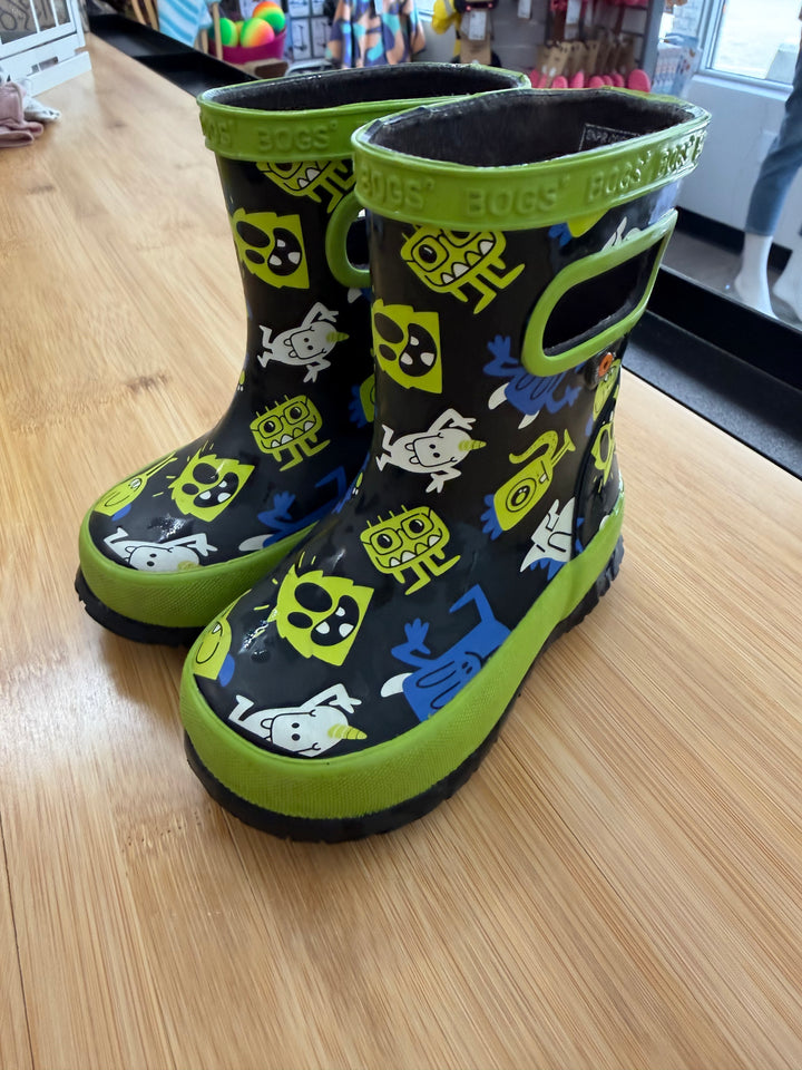 Bogs Skipper Rain Boots – 5 | Monster Allover Print