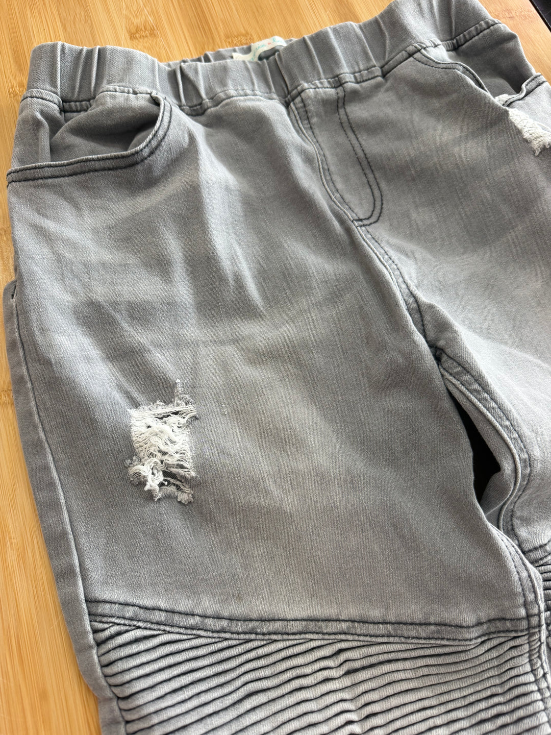 Gracie &amp; Lace Maternity Skinny Jeans – L | Light Grey Denim | Ripped Style
