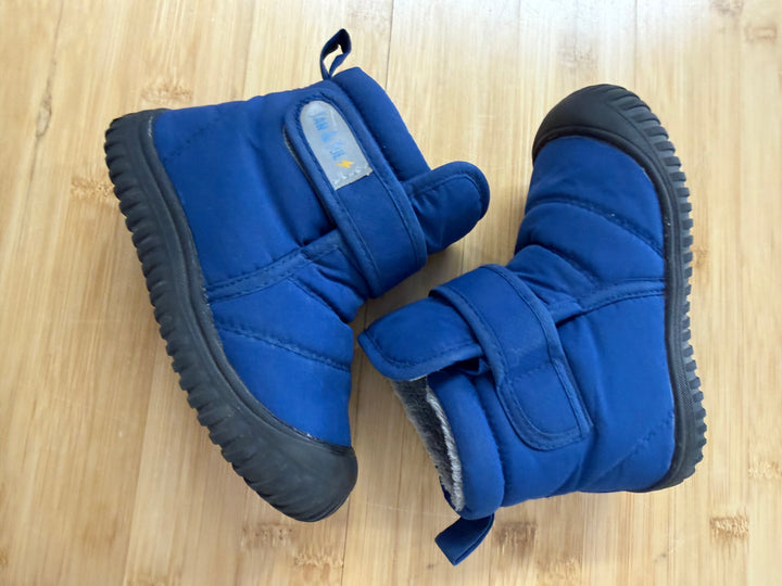 Jan and Jul Toasty-Dry Ankle Boots – 9 | Navy | Quilted
