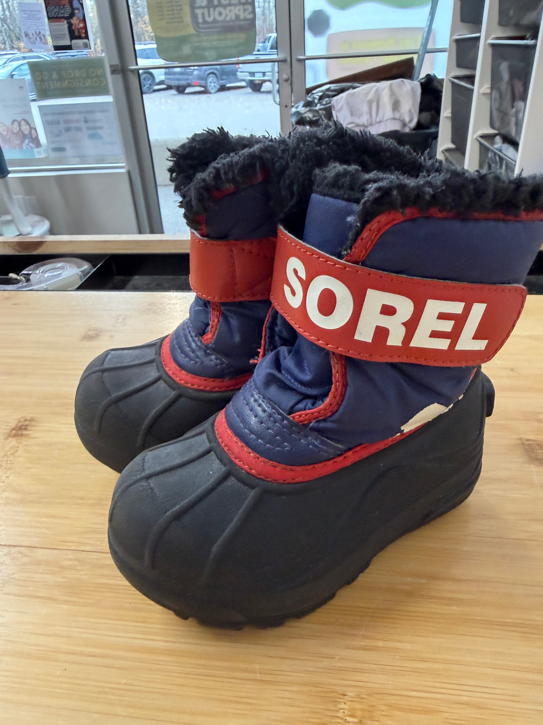 Sorel Galoshes – 8 | Navy and Red