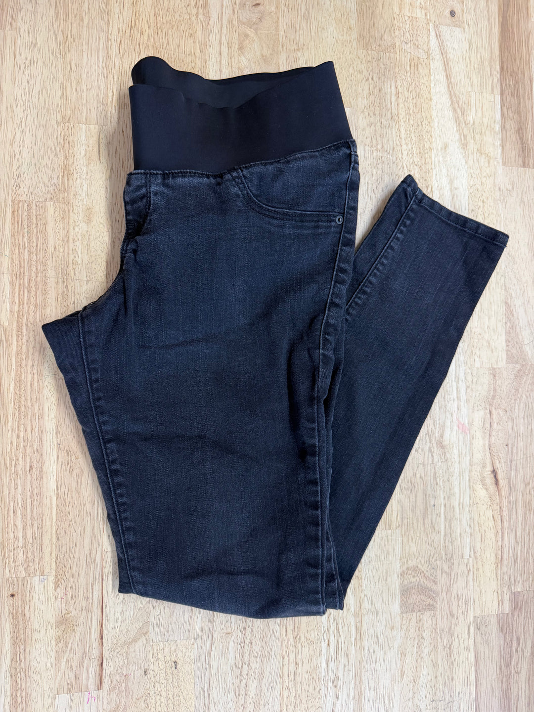 Old Navy Rockstar Maternity Jeans – O/S | Black | Low Panel