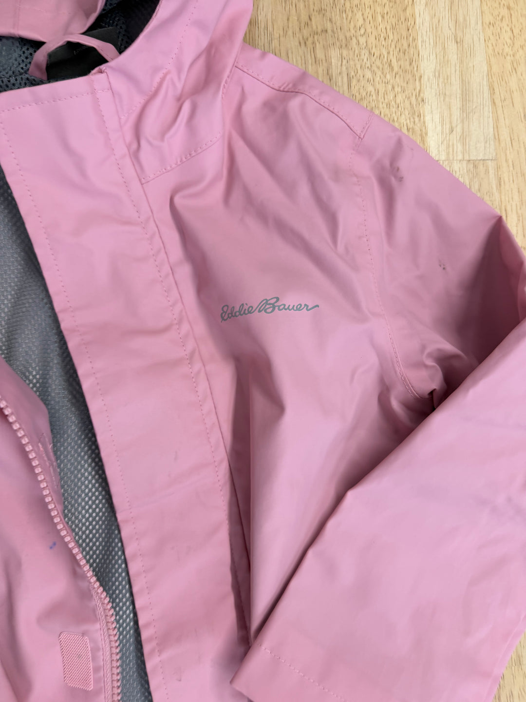 Eddie Bauer Rain Jacket – 4/5 | Light Pink | Mesh Lining