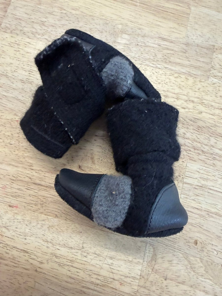 Nooks Wool Infant Booties | Size 0–6M - Nest and Sprout - Consignment