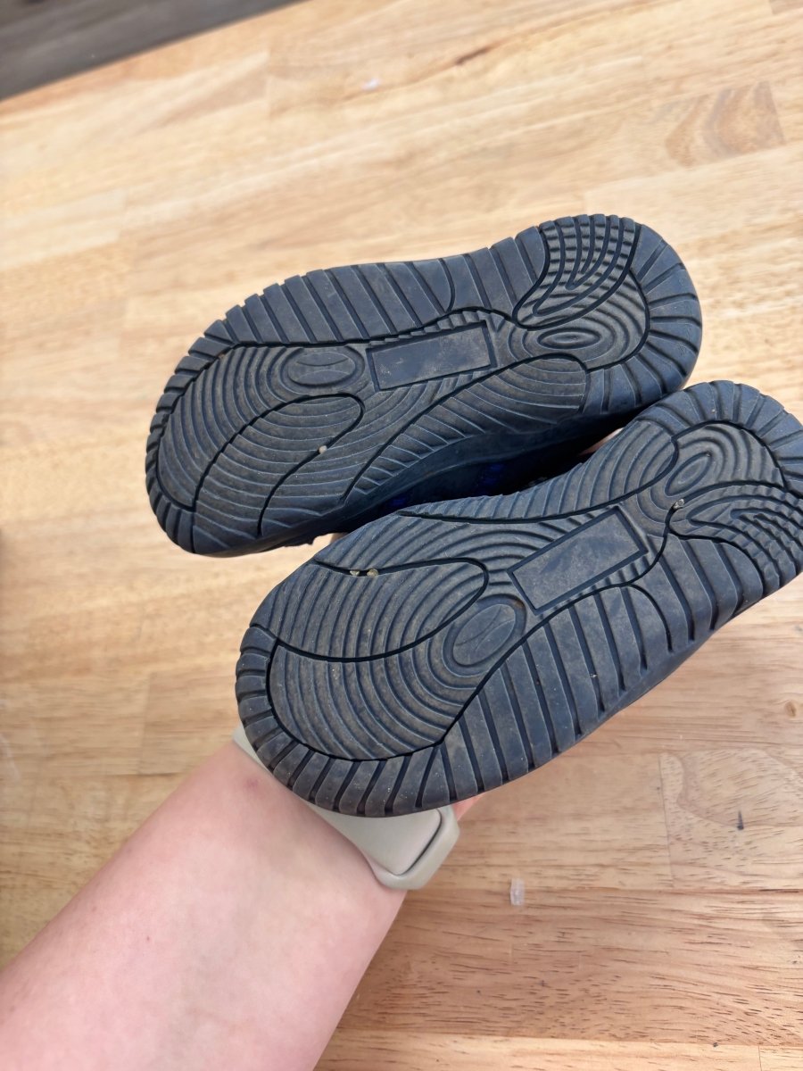 Joe Fresh Size 6 Sandals – Blue Velcro Closed Toe - Nest and Sprout - Consignment