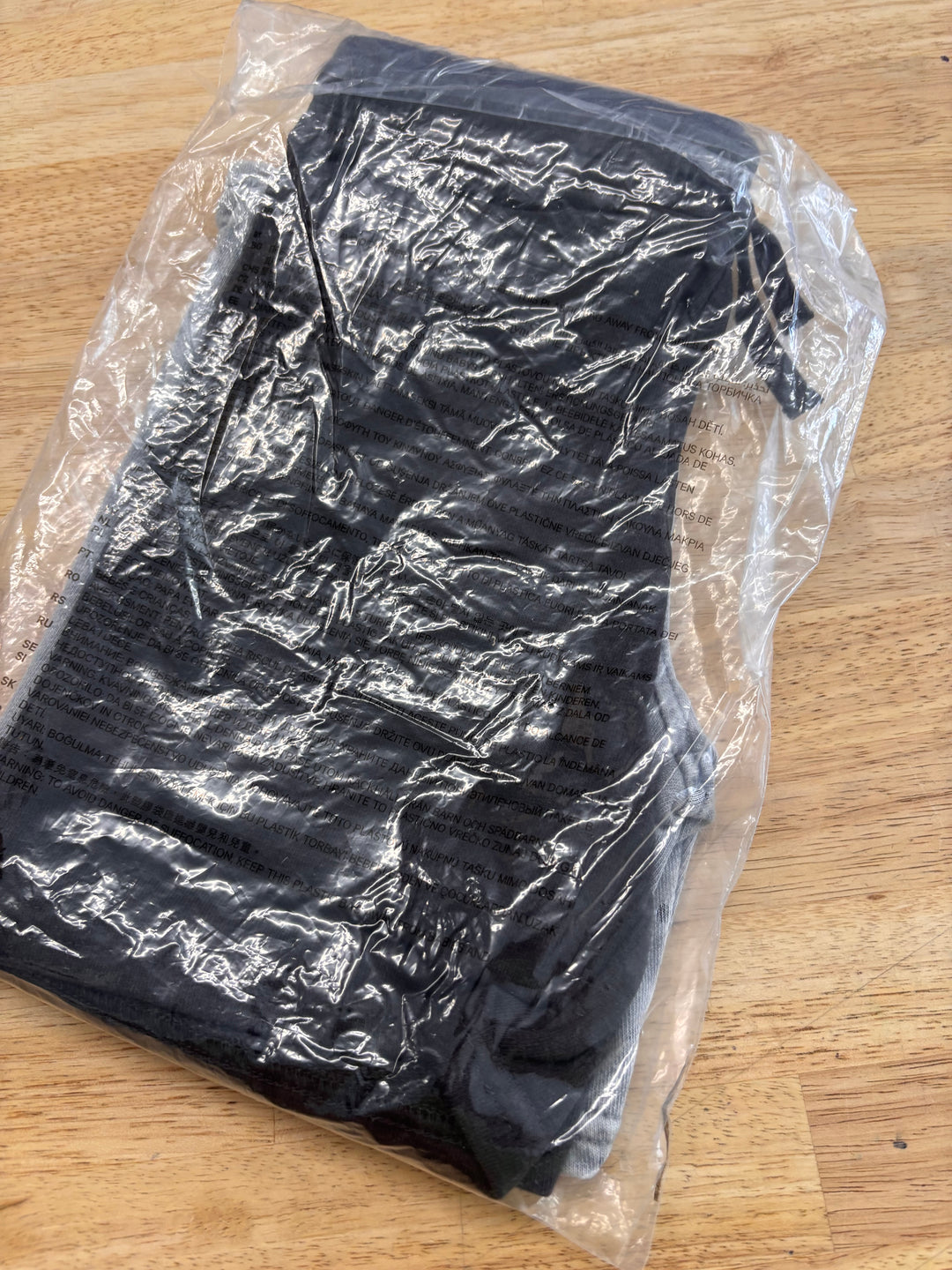 H&M Shorts 2-Pack – Size 4-5 Grey & Black NWT