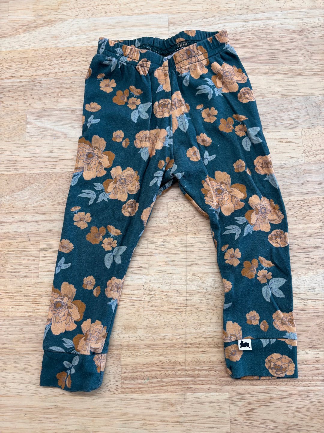 Little & Lively Leggings – Size 6-9M Marigold on Green