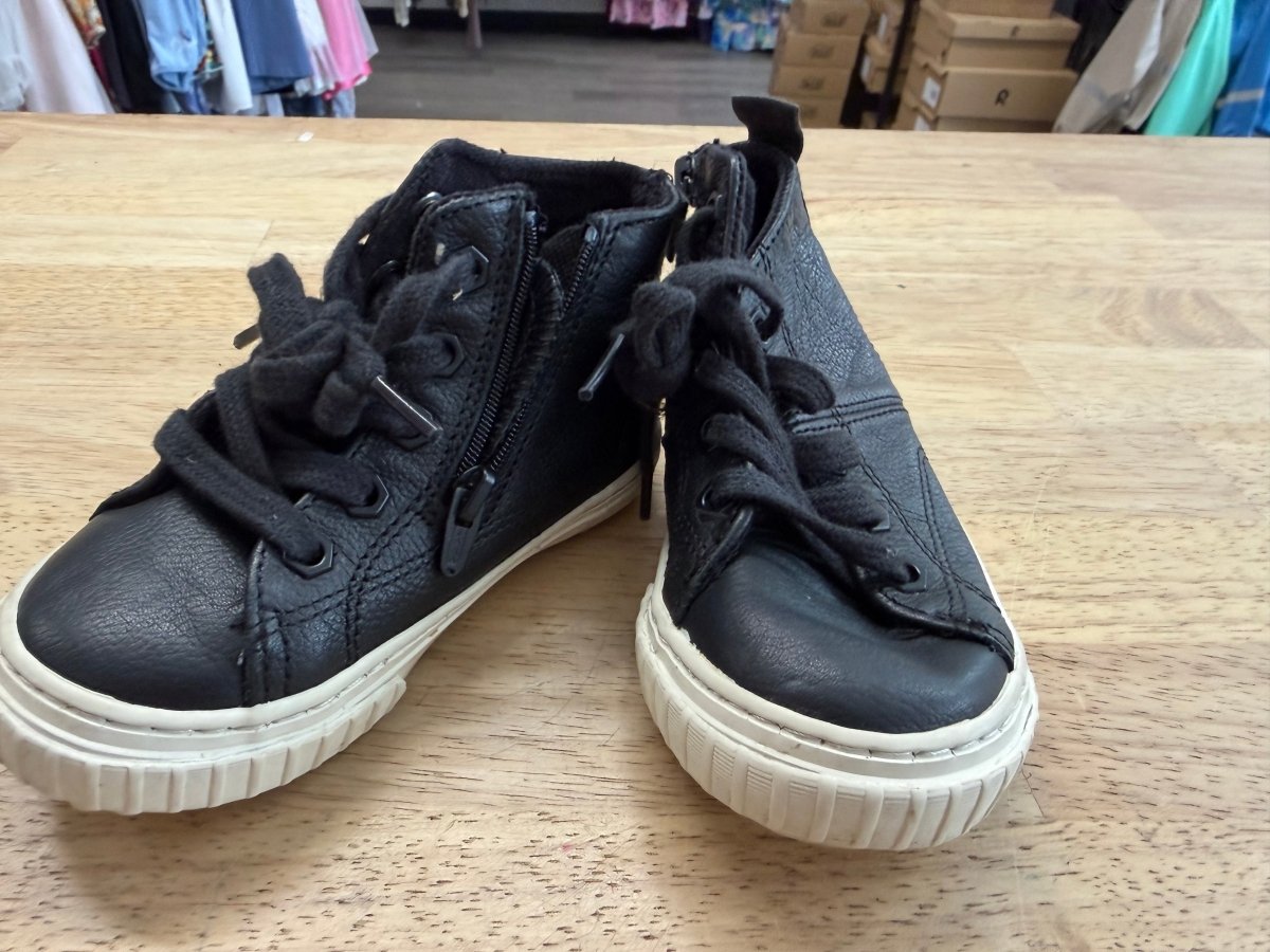 Zara Ankle Bootie – 22 | Side Zipper - Nest and Sprout - Consignment