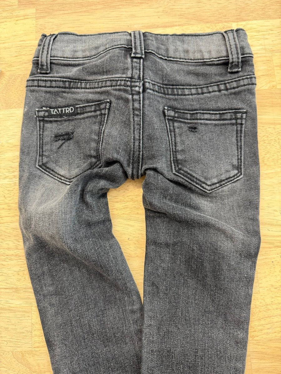 Tattered Jeans – 12M | Dark Wash Black - Nest and Sprout - Consignment