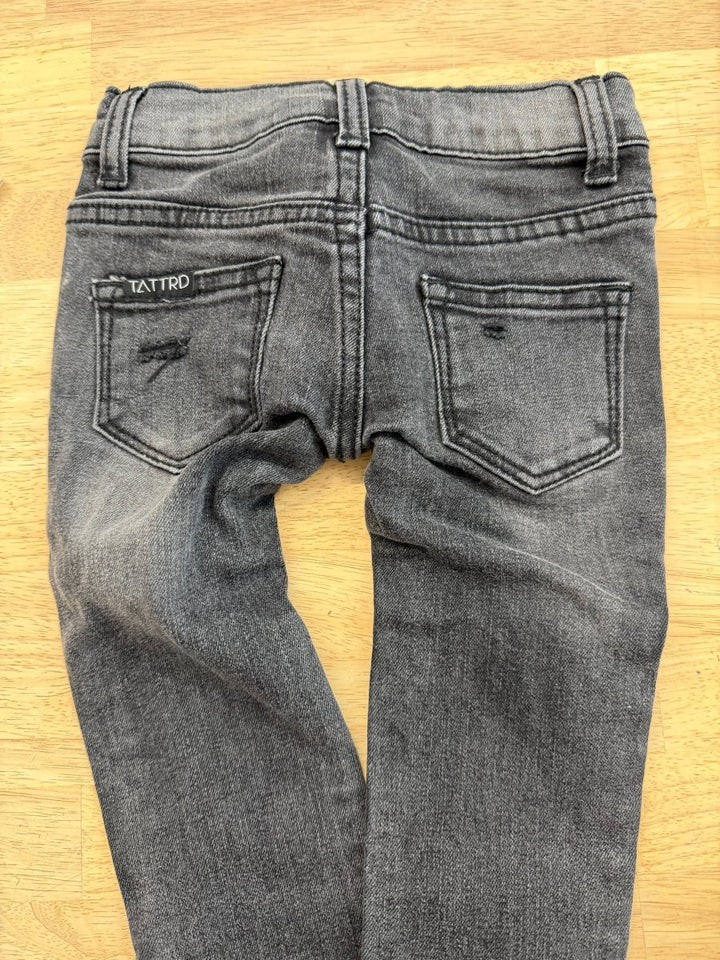 Tattered Jeans – 12M | Dark Wash Black - Nest and Sprout - Consignment