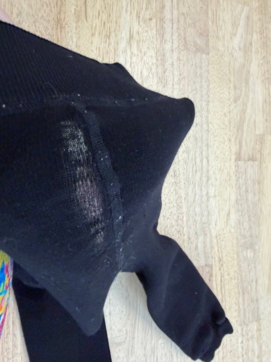 CaliKids Fuzzy Footless Leggings – 12–24M | Stretched IMPERFECT - Nest and Sprout - Consignment