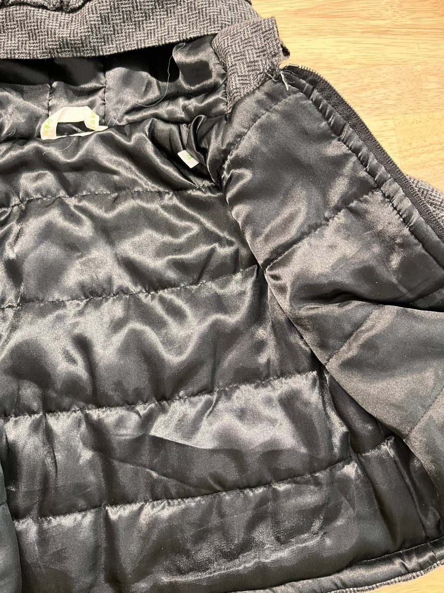 Peekaboo Beans Size 4 Jacket – Black & Grey Herringbone - Nest and Sprout - Consignment