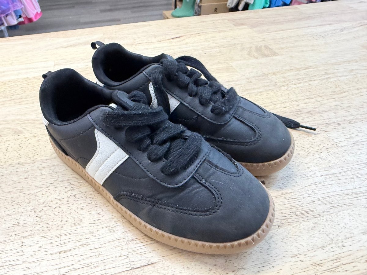 George Tie - Up Sneakers – Size 13 | Black - Nest and Sprout - Consignment